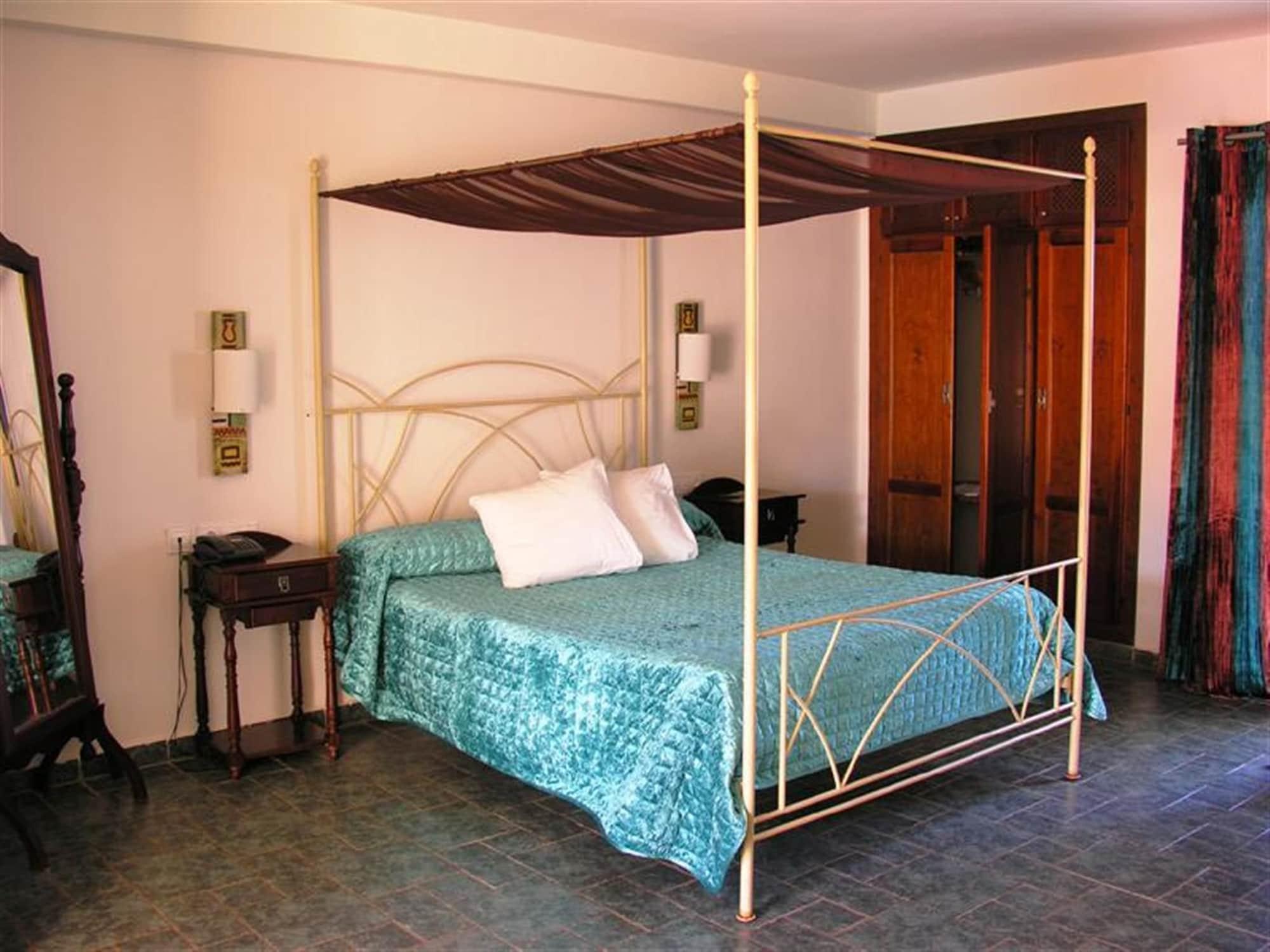 Hotel De Naturaleza Rodalquilar & Spa Cabo De Gata מראה חיצוני תמונה